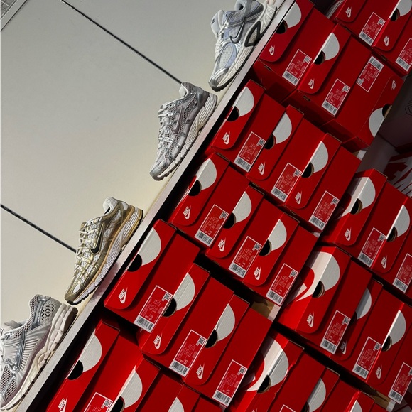 Nike Shoes - Nike Sneakers for Ronay